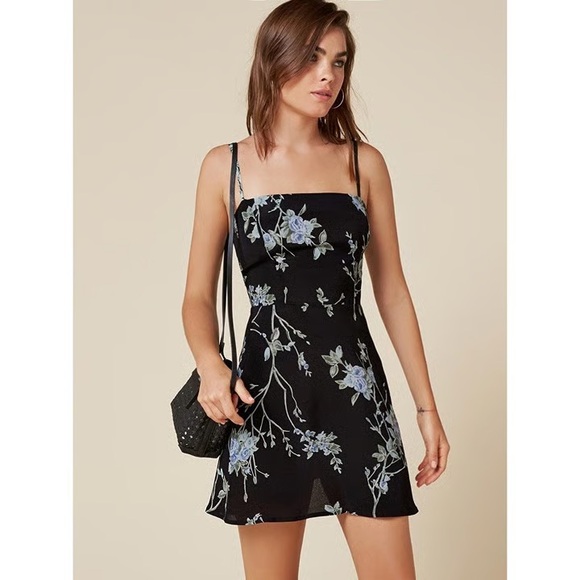 Reformation Dresses & Skirts - REFORMATION Black Floral 100% Viscose Mini Dress